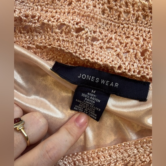 Jones Wear Lace Tshirt - Picture 3 of 4